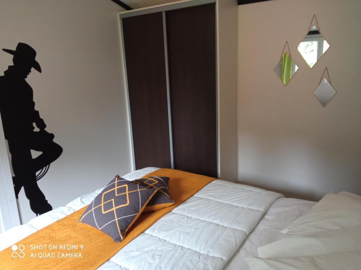 Les Chalets D'Argentouleau ซาร์ลา-ลา-กาเนดา ภายนอก รูปภาพ